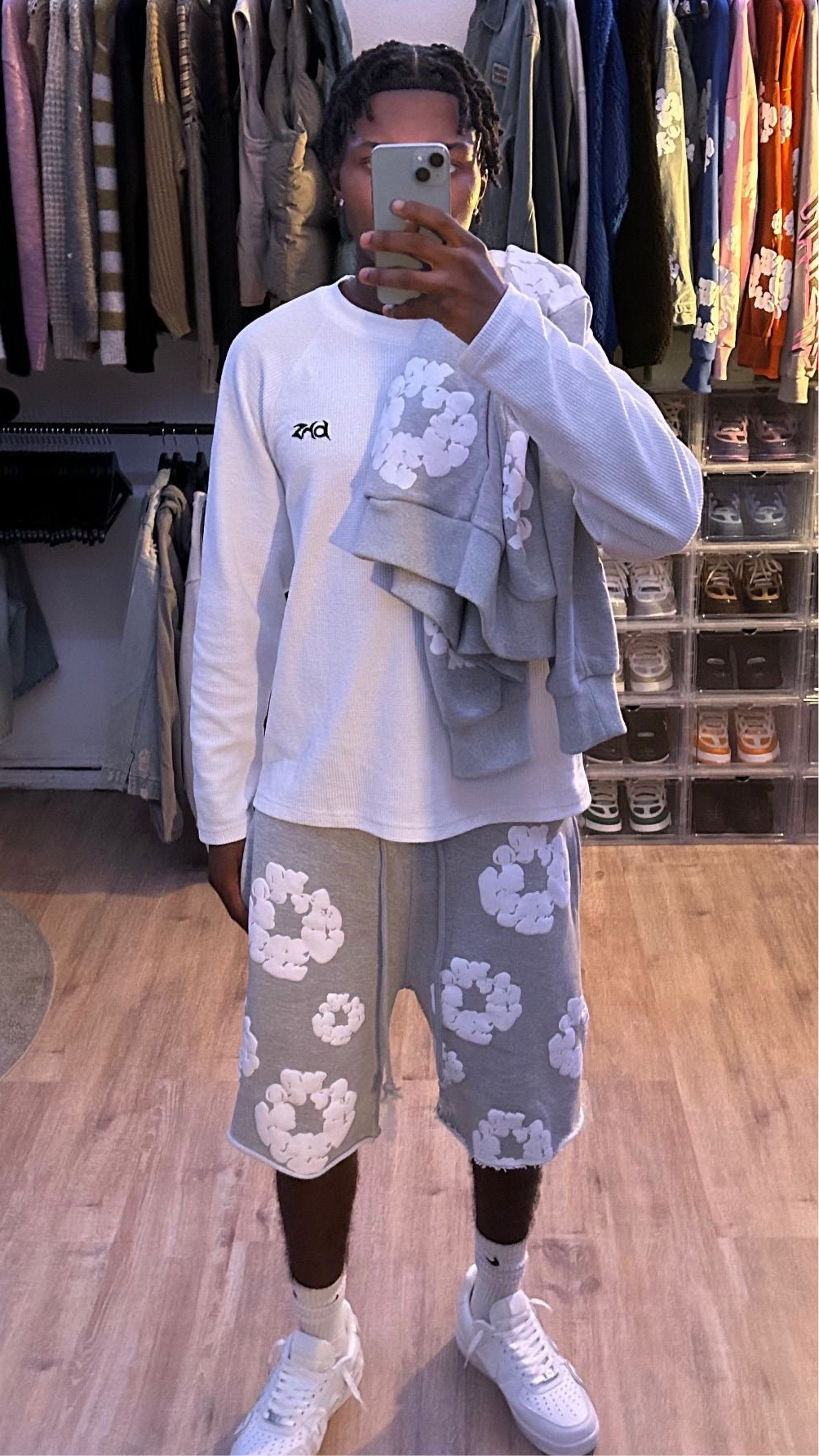 FLOWER SHORTS - Grey